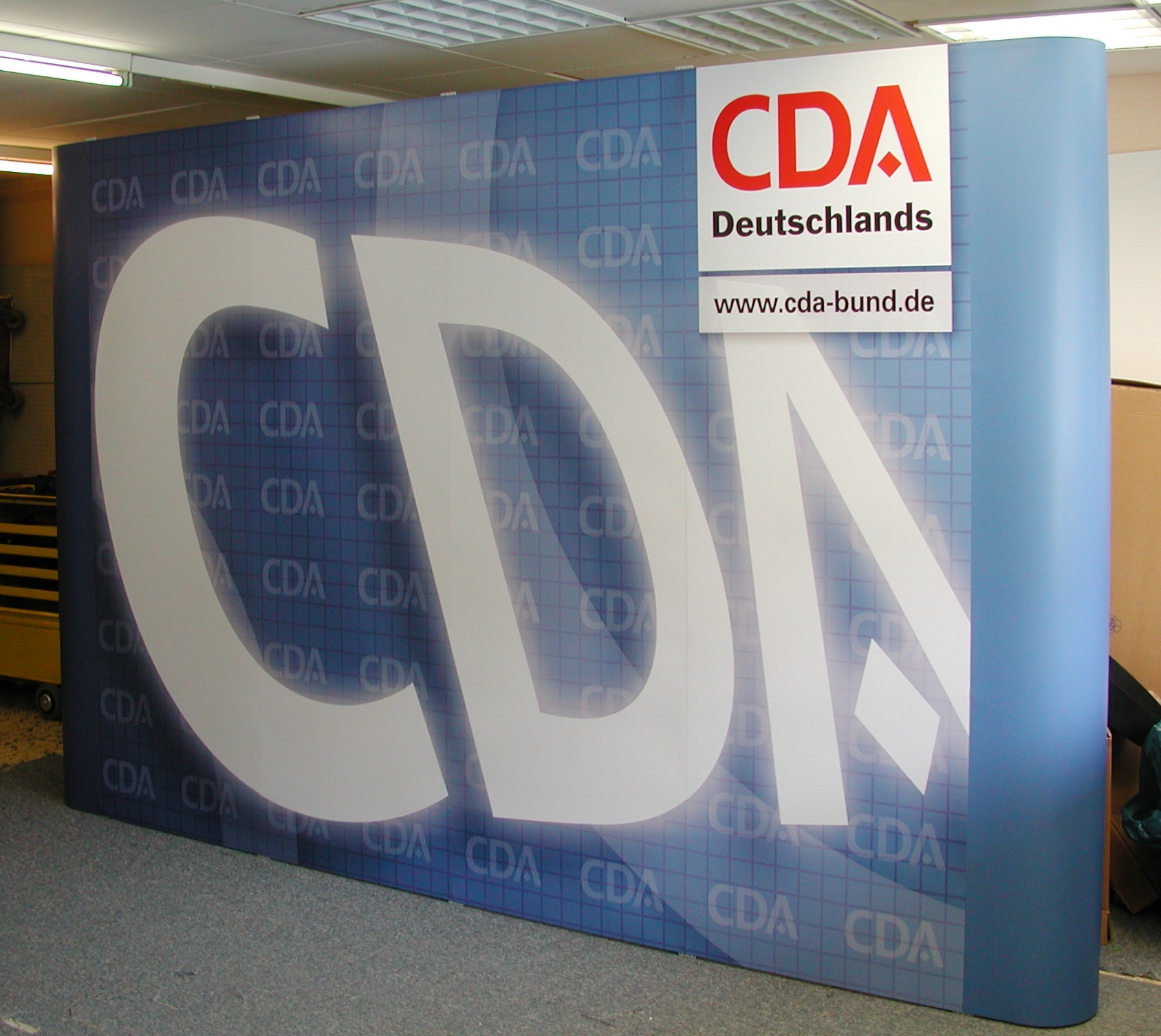 Faltdisplay 4x3 Magnet gerade
